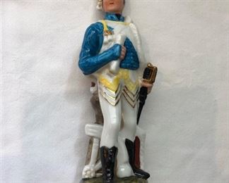 CCS0011: Capodimonte Porcelain 7.5” Figurine of Napoleonic Soldier 