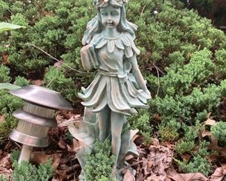 Outdoor girl statue