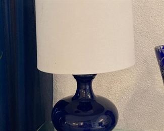 Table lamp