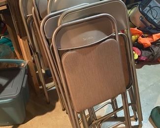 Folding chairs 