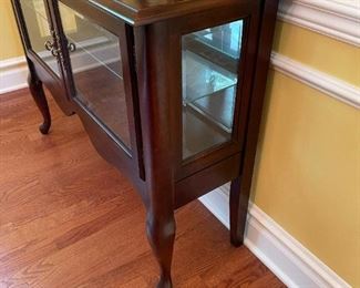 Bombay Style Console Display Table / Cabinet