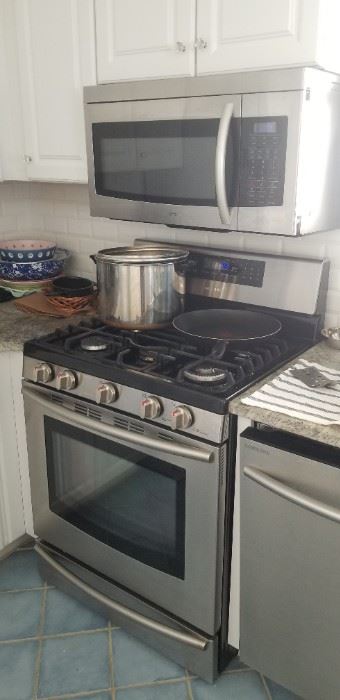 Samsung microwave oven mfg. 5/12; gas range