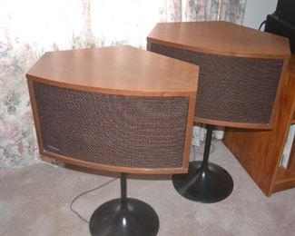 BOSE 901 SERIES 3 SPEAKERS WITH TULIP STANDS