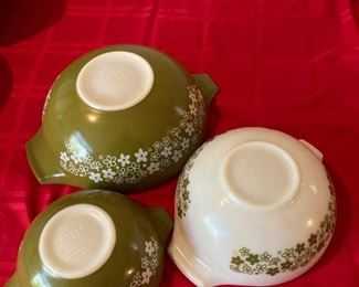 Vintage Pyrex and Corningware Assort.