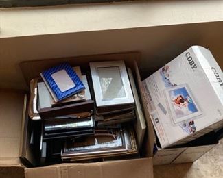 Mystery Picture Frames LotDigital Photo Frame