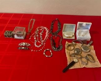 Assorted Vintage Jewelry Watches