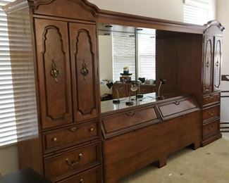 Thomasville Pier Headboard for king. Make offer!