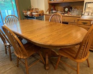 Large Oval Oak Dining Room Table With Chairs