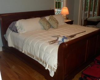 King Size sleigh bed.