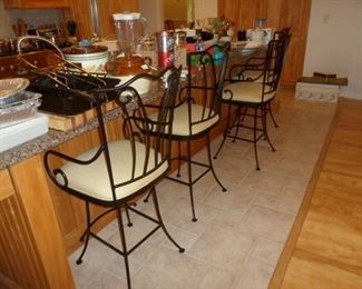 4 wrought iron bar stools