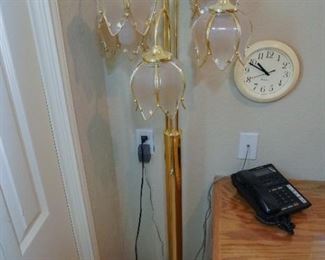 Floral brass floor lamp