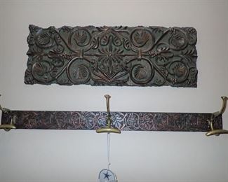 CARVED WALL DECOR / WALL COAT HOOK