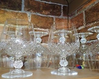 LARGE ASSORTMENT OF UNIQUE BAR GLASSES