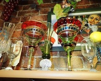 LARGE ASSORTMENT OF UNIQUE BAR GLASSES