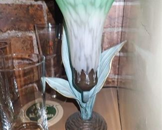 TULIP LAMP