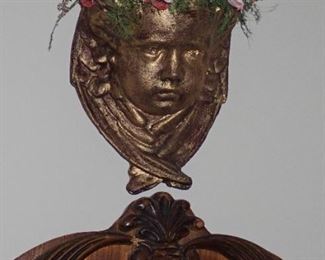 HEAD PLANTER