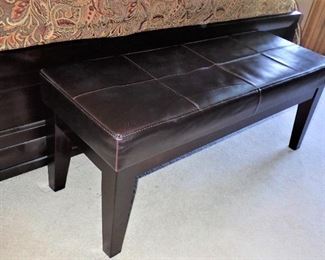 LEATHER BENCH