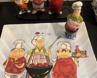 Barbecue set includes large serving plate and condiment containers 