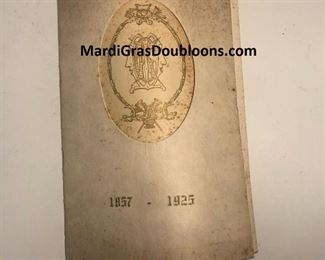 https://www.ebay.com/itm/114895585102	ME7028 History of Comus Krewe Favor (1857-1925)

