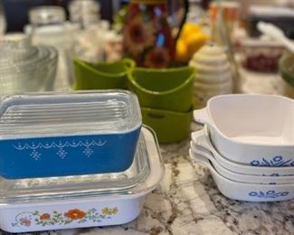 Vintage Corningware and Pyrex!
