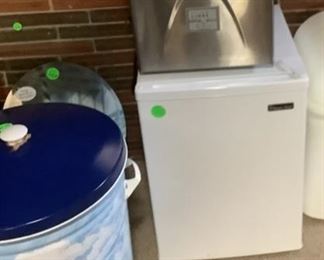 SmLl refrigerator, ice maker, and also large lighthouse with lid.