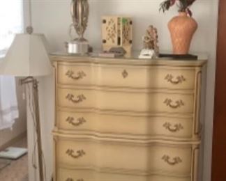 French Provincial chest with 6 drawers.