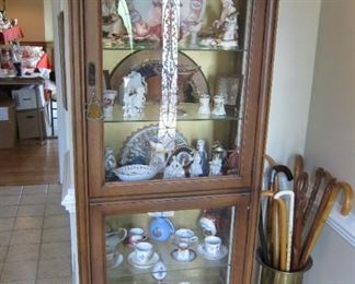 GREAT LIGHTED CURIO.