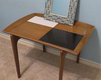 Mid-Century Modern table - unsigned