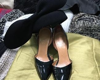 Paloma Picasso  patent leather spring-o-lator style pumps shoes