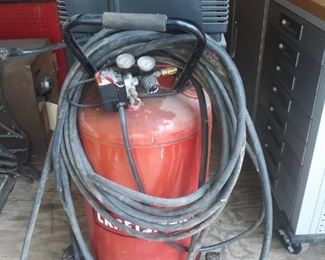5hp 22 Gallon Craftsman  air compressor