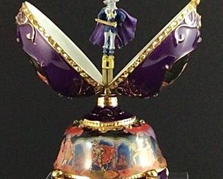 The nutcracker Collection “Moose King” musical egg