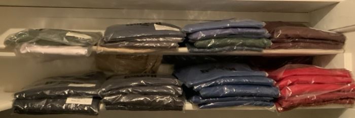 Duluth Trading Company: Long Tail T-Shirt with pocket 2 XL