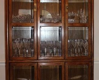 Drexel Heritage 15 Bevel Pane 4-Door Curio China Cabinet