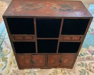 Chinoiserie red dragon tansu chest