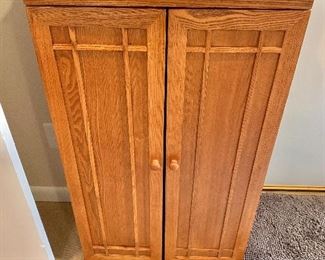 Arts and Crafts, dovetailed cabinet