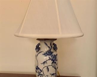 Chinoiserie lamp