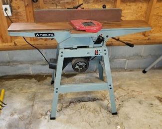 Delta 6" jointer planer 