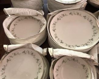 Noritake Ivory China Pattern  Weston (18 place settings)