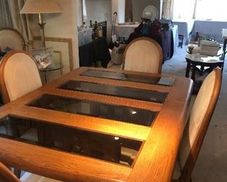 Solid Oak Dining Room Table w/ 6 Chairs