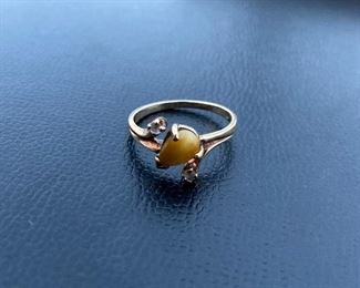 Lot #14---10ky Tiger Eye Stone Ring, weight: 2.2g, size: 7.25, price $150
