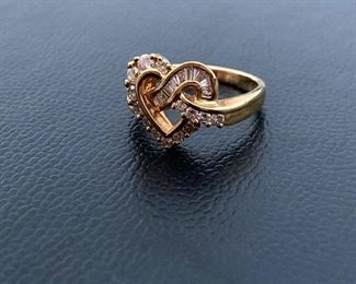 Lot #23---18ky Heart Diamond Ring, weight: 5.4g, size: 6.5, price: $350