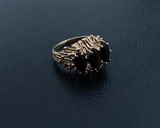 Lot #035---14ky Dark Brown Gemstone Ring, weight: 3.5g, size: 4.75, price: $195