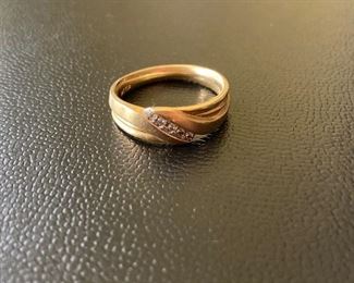 Lot #077---14ky Diamond Wedding Ring, weight: 6.7g, size: 10, price: $375