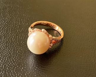 Lot #096---14k Red Gold 12mm Pearl and Diamond Ring, weight: 7.2g, diamond weight: 0.50ct, size: 6.5, price: $750