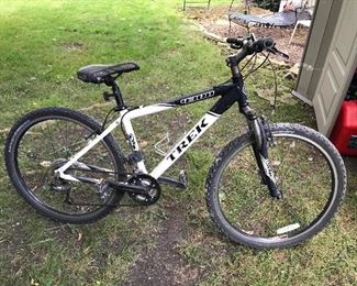 Trek 4300 bicycle