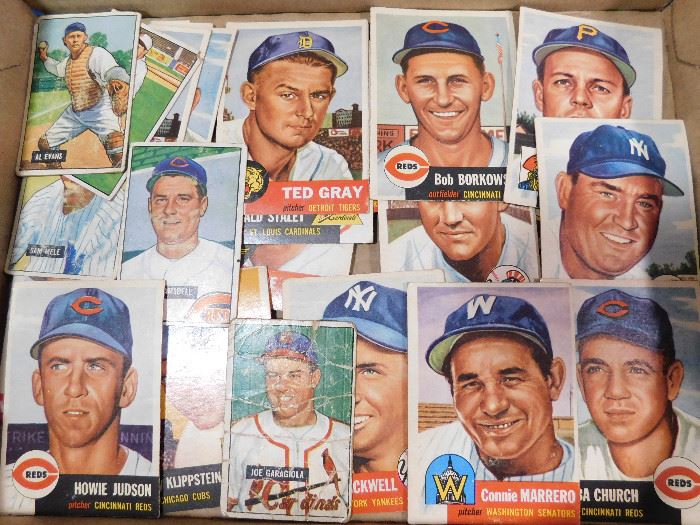 Vintage Topps baseball cards