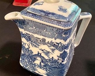 More Willow Ware!