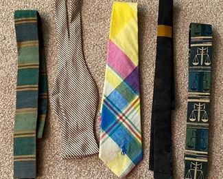 Rooster skinny ties, bow tie