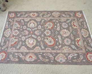 1030	ROOM SIZE RUG, SALMON & LIME ACCENTS, 6 FT X 8 FT 10 IN
