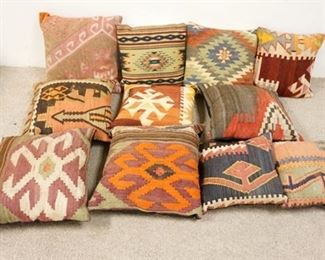 1056	GROUP OF 11 SOUTHWESTERN THROW PILLOWS, EXCELLENT CONDITION
